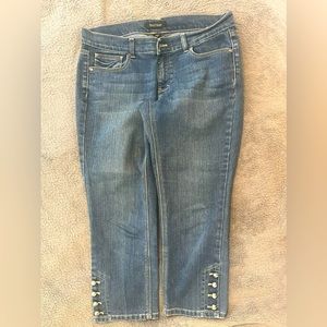 White House black market WHBM noir size 8